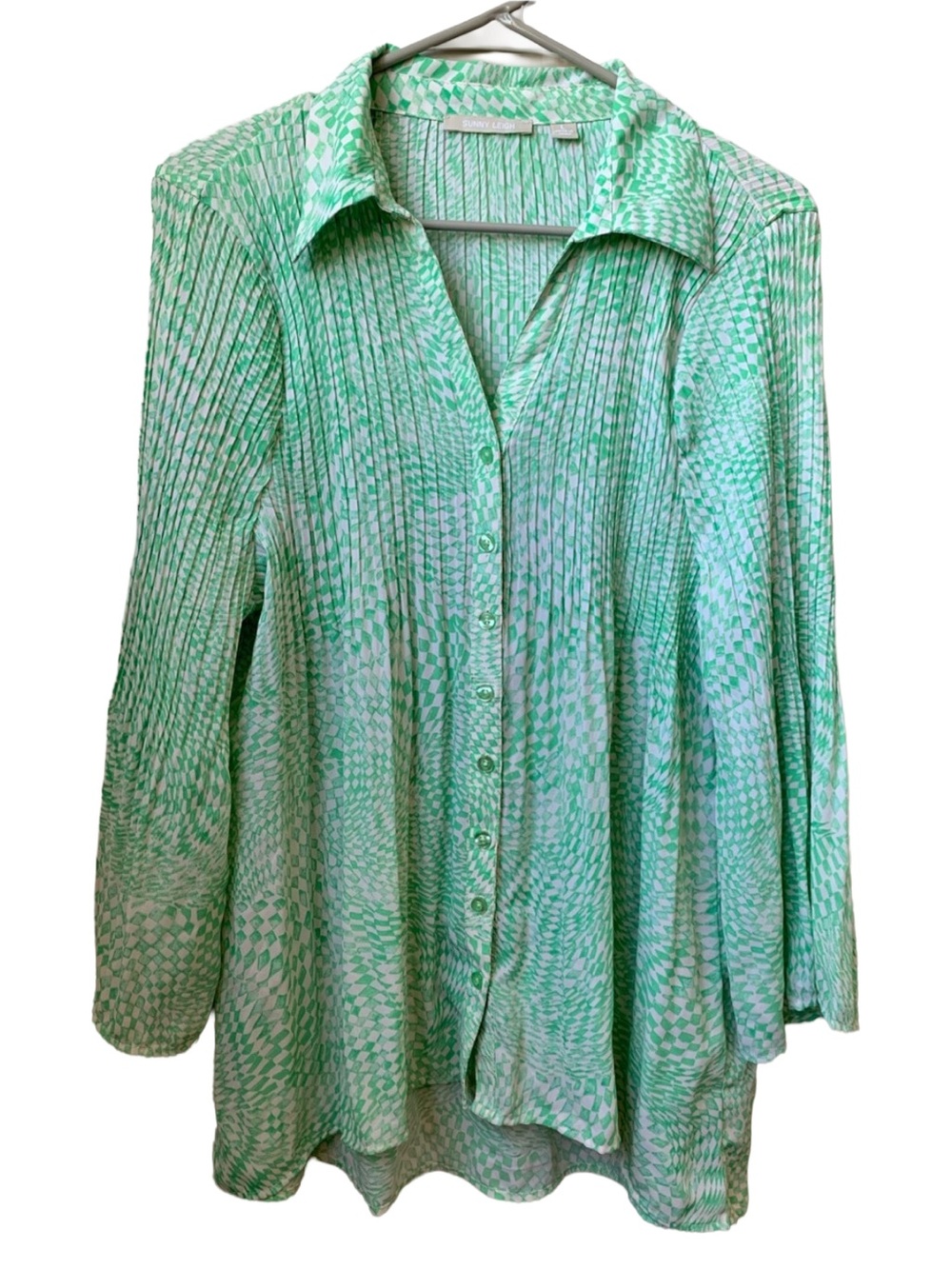 SUNNY LEIGH Women’s Green Cream Print Button Down Shirt Blouse